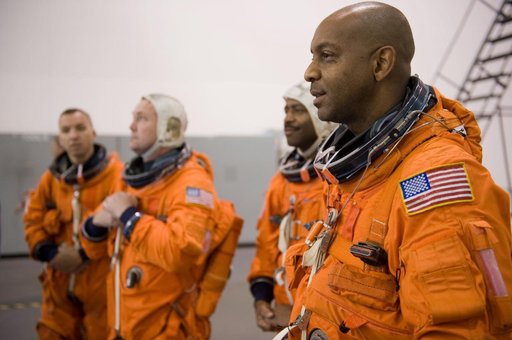 STS-129 Water Survival Training at the NBL