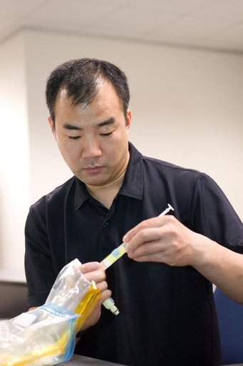 Expedition 21-22 Training: Bisphosphonates Ops with Soichi Noguchi