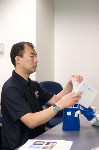 Expedition 21-22 Training: Bisphosphonates Ops with Soichi Noguchi