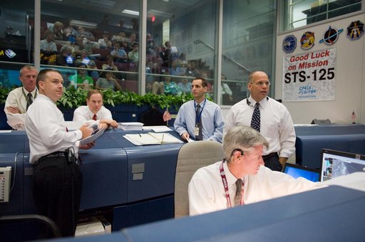 STS-125 Flight Controllers on Console - (Orbit Shift)