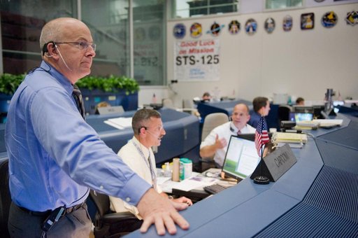 STS-125 Flight Controllers on Console - (Orbit Shift 1). Flight Director: Anthony Ceccacci