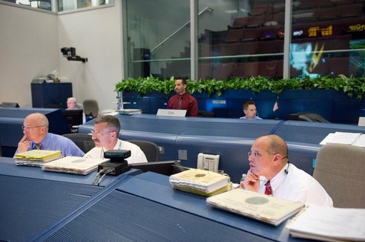 STS-125 Flight Controllers on Console - (Orbit Shift 1). Flight Director: Anthony Ceccacci