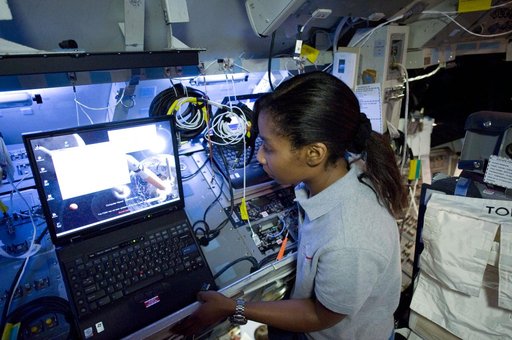 02704-STS-131-B5 Deorbit Prep_ 9-11-09