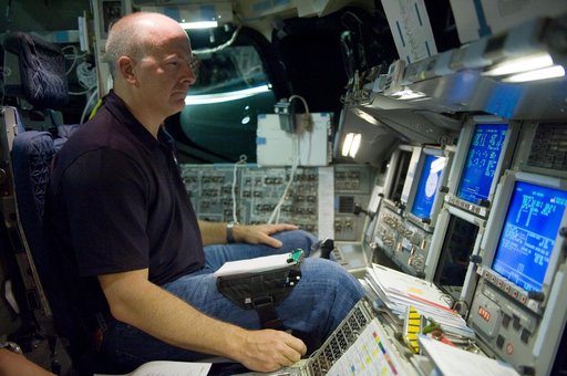 02704-STS-131-B5 Deorbit Prep_ 9-11-09