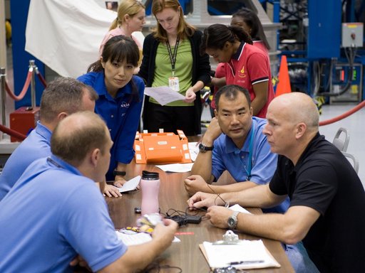STS-131 & Expedition 22 crew during ISS/STS Emergency Scene Training