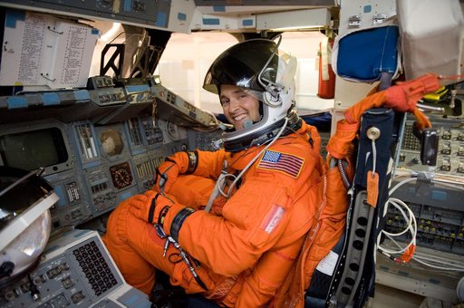 STS-131 suited payload egress training (FFT PLD EG 91019) with the STS-131 crew.