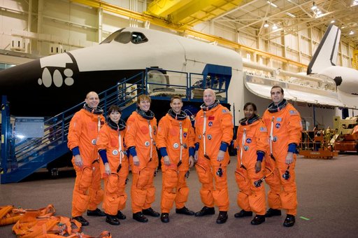 STS-131 suited payload egress training (FFT PLD EG 91019) with the STS-131 crew.