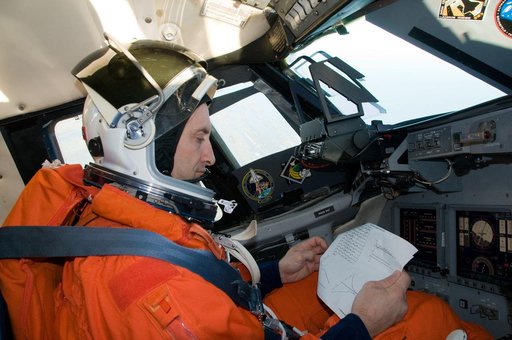 STS-129 Crew Training - Commander Charles Hobaugh during STA Training