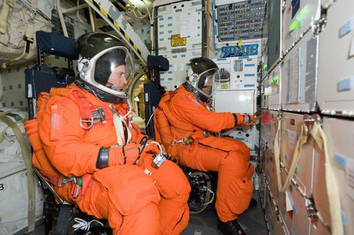 STS-132 crerw during their bailout training in CCTII