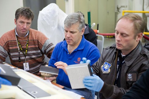 STS-134 crew during EVA TPS Overview training in the TPS/PABF