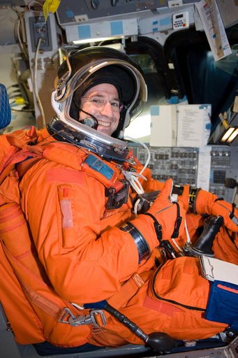 STS-130 crew during GNW PO INS OPS training in building 35