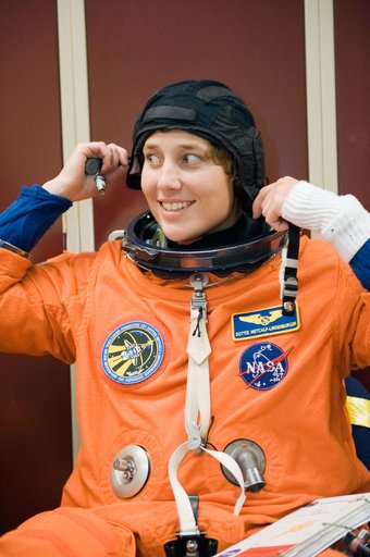 STS-131 Preflight Training, ASC/CAP/DES 91020 training in CCT-II.