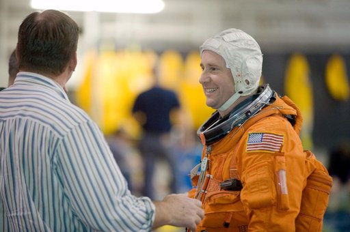 STS-132 crew during their water survival training at the NBL
