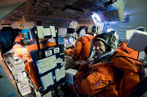 STS-133 crew members Lindsey, Boe, Drew and Kopra for Motion Base Ascent Skill 32011 training