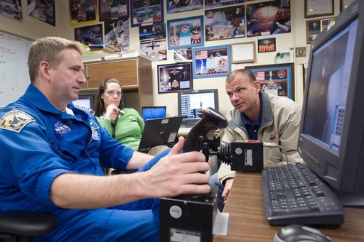 STS-132 crew during their MSS/SIMP EVA3 OPS 4 training
