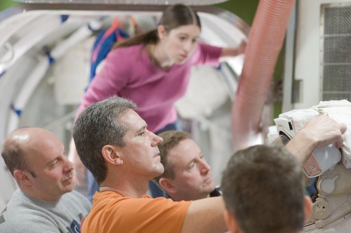 STS-132 crew members during ISS EVA P/P Exerc training