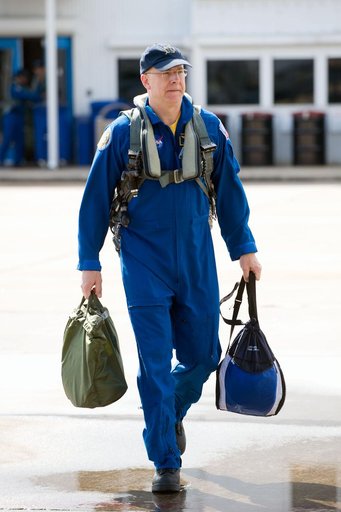 STS-131 crew preparing for their T-38 flight to KSC for TCDT
