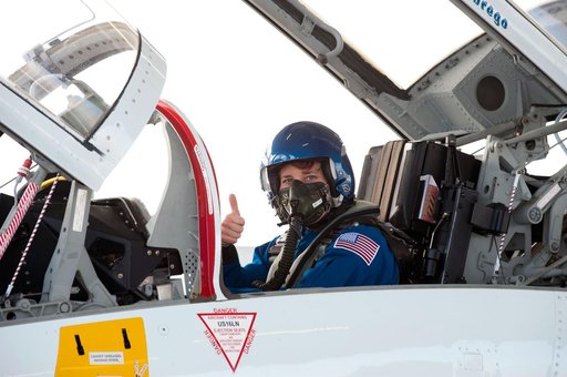 STS-131 crew preparing for their T-38 flight to KSC for TCDT
