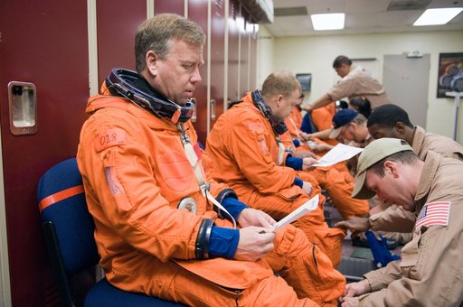 STS-133 crew during CCTII Post Insertion/Deorbit Prep training