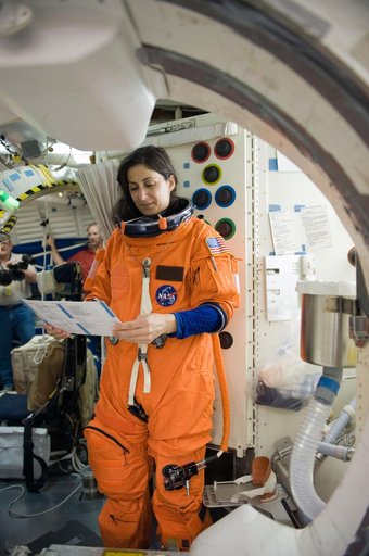 STS-133 crew during CCTII Post Insertion/Deorbit Prep training