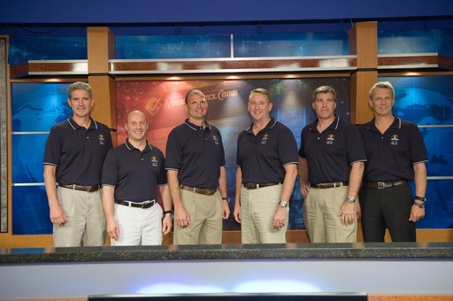 STS-132 press conference