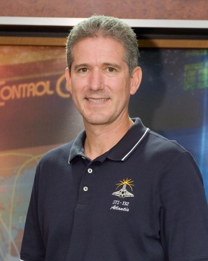 STS-132 press conference