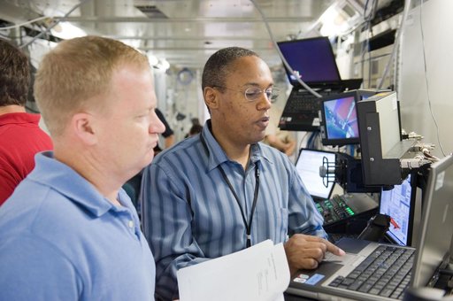 STS-133 crew during S2 CBM/ROBO INSTALL 31178 training