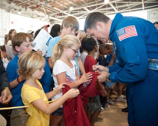 STS-132 crew return ceremony at Ellington Field - Hangar 276