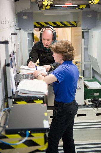 Expedition 25/26 Emergency Scenario training.