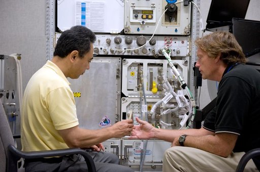Expedition 28 crew payload training on DECLIC