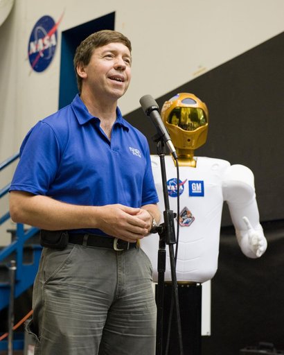 Robonaut R2 media day in building 9NW