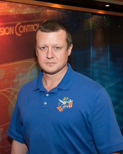 Media ops session for Expedition 26/27 press conference
