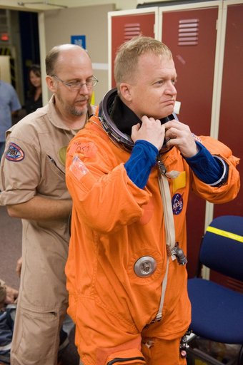 STS-133 crew during CCTII PRL IN/EG 91020 training