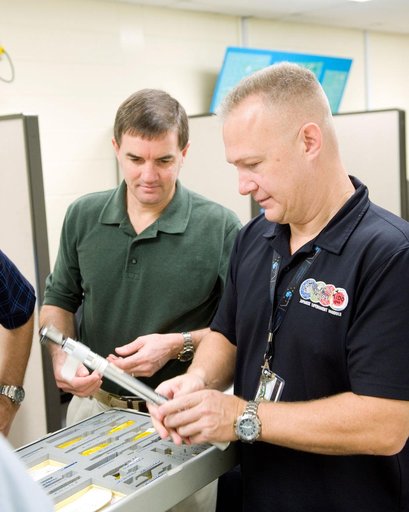 STS-335 crew training, Tool/Repair Kits with instructor Jeff Stone