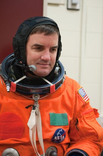 STS-335crew and training team during Payload Egress Training