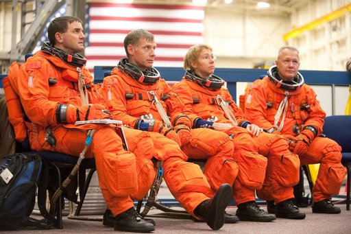 STS-335crew and training team during Payload Egress Training