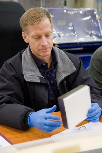 STS-335 crew training, EVA TPS Overview with instructor John Ray