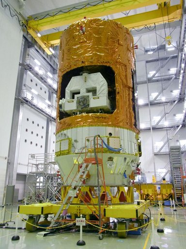 JAXA HTV2 images