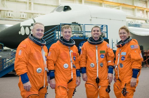 STS-335 crew during CCTII Post Insertion/Deorbit Prep 91020