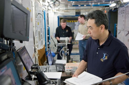 Expedition 28 and Expedition 29 crew members during joint Rountine Ops AC training