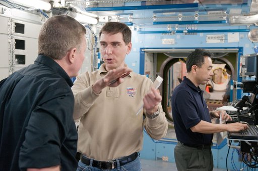 Expedition 28 and Expedition 29 crew members during joint Rountine Ops AC training