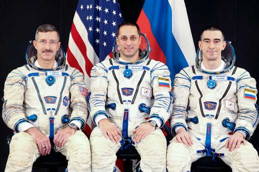 Expedition 27 prime and backup crew and individual portraits from Russia