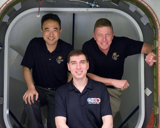 Expedition 28/29 crew members during Docking Timeline Training.