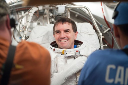 SSATA Crew Training and EMU Verification for STS-135 astronaut Rex Walheim