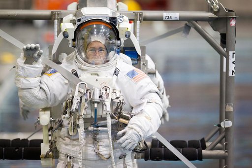 STS_135_NLB