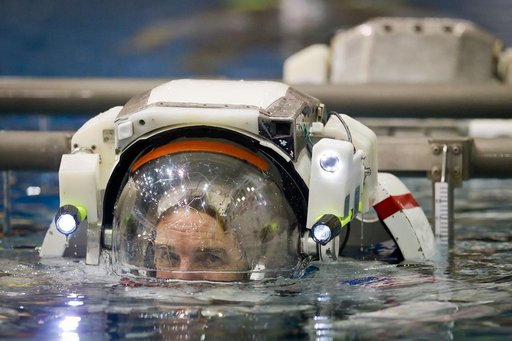 STS_135_NLB
