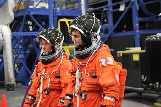 STS-135 crew and training team during CCT-II PRL Ingress/Egress training.