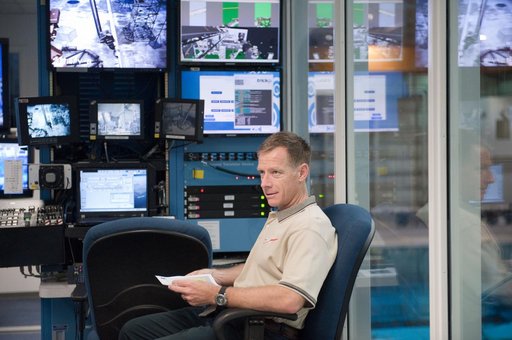 Final space shuttle crew training session in the NBL