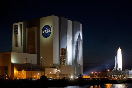 STS_135_RollOut
