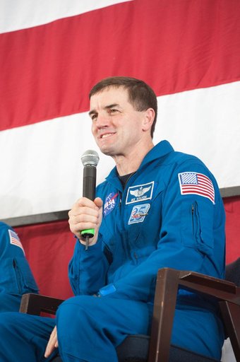 STS-135 Crew Return